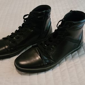 Kenneth Cole High Top Sneaker